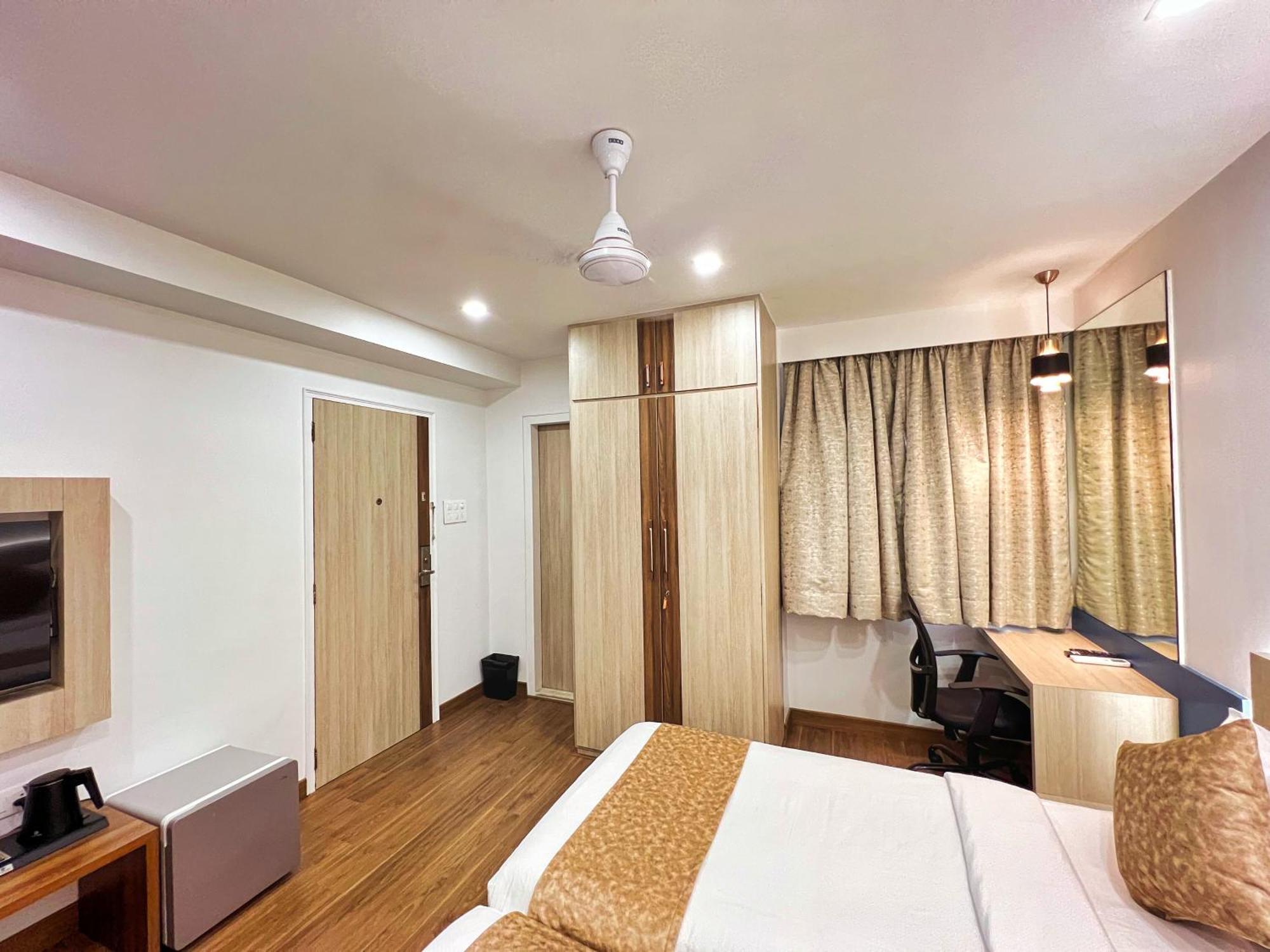 White House By Maxxvalue Service Apartments Bandra Mumbai Luaran gambar